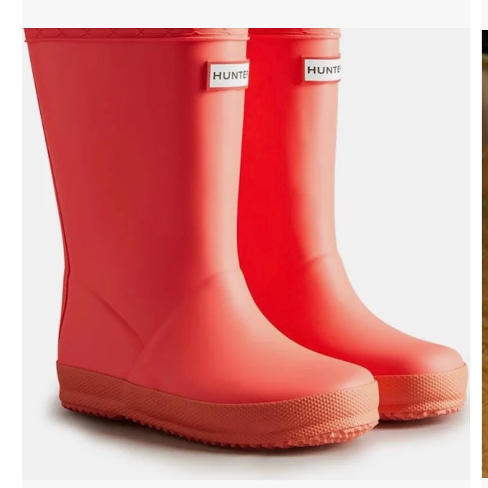 Hunter boots like new sizes 7 for toddler
